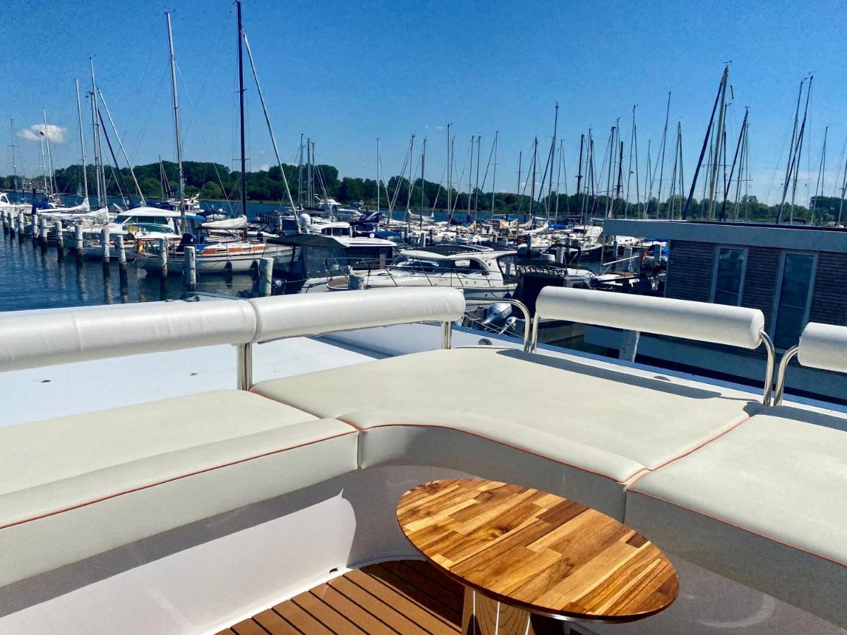 Hotel Hausboot mit Traumlage in Travemünde Lubeca Exterior foto